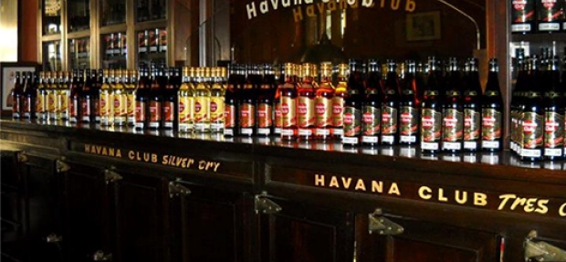 Ром Anejo Especial: Суббота как Новый год