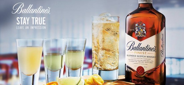Магічний коктейль Chupitos з віскі Ballantine's